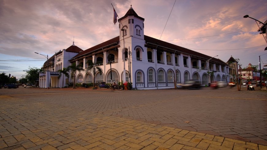 Menghidupkan Kembali Masa Nostalgia Kolonial di Kota Tua