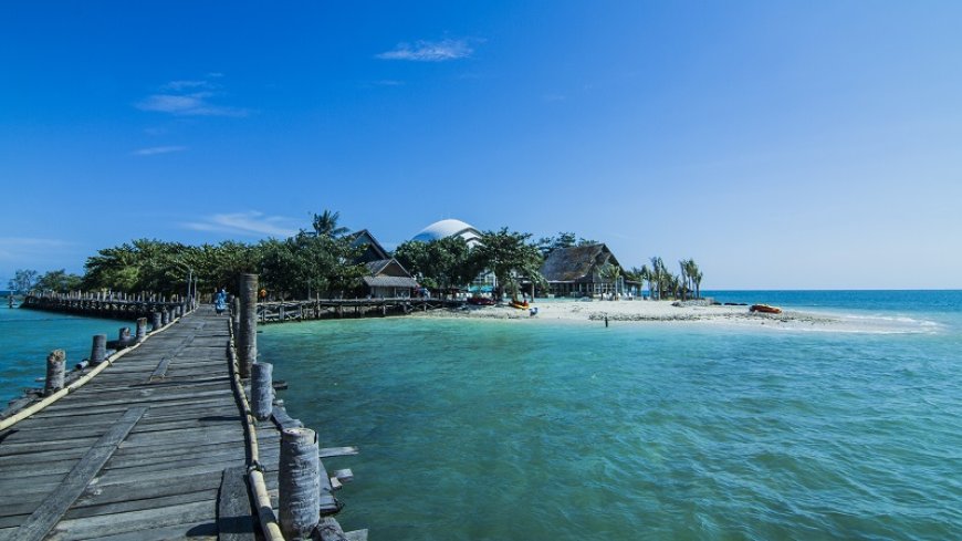 Tanjung Lesung, Tempat Bersantai dan Menikmati Keindahan Alam