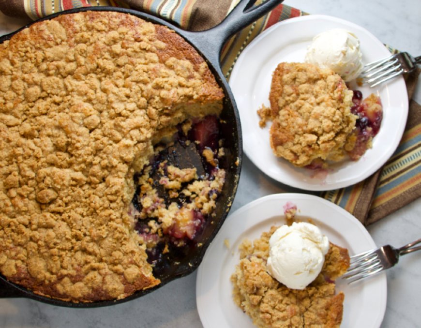 Kue Graham dengan Persik dan Blueberry