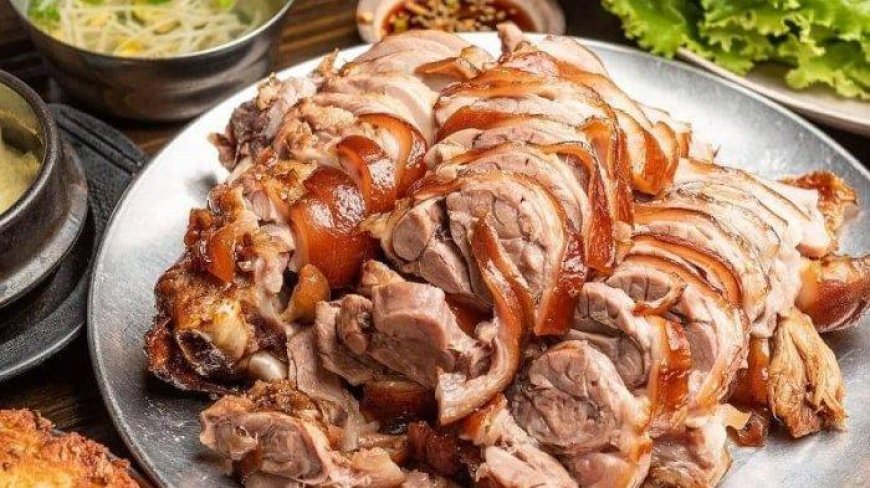 Pernil Asado (Daging Babi Panggang Berbumbu Bawang Putih)