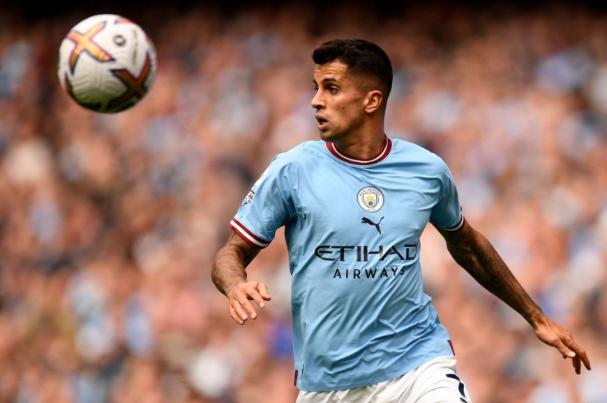 Bek Cancelo tinggalkan Man City untuk bergabung dengan klub