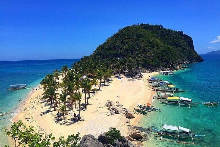 Panay Berlibur di Pulau yang Indah