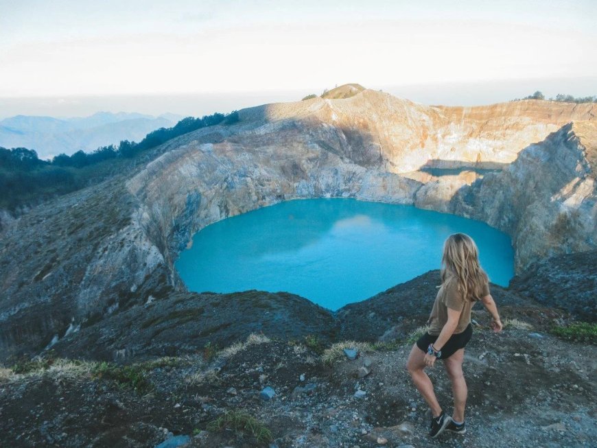 Kelimutu gunung berapi di Pulau Flores, Indonesia