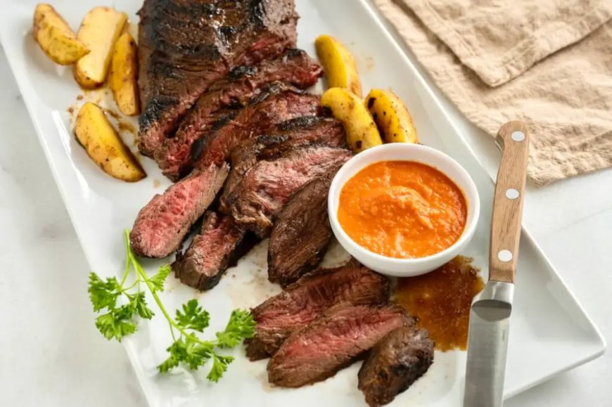 Steak Hanger dengan Romesco Labu Kuning