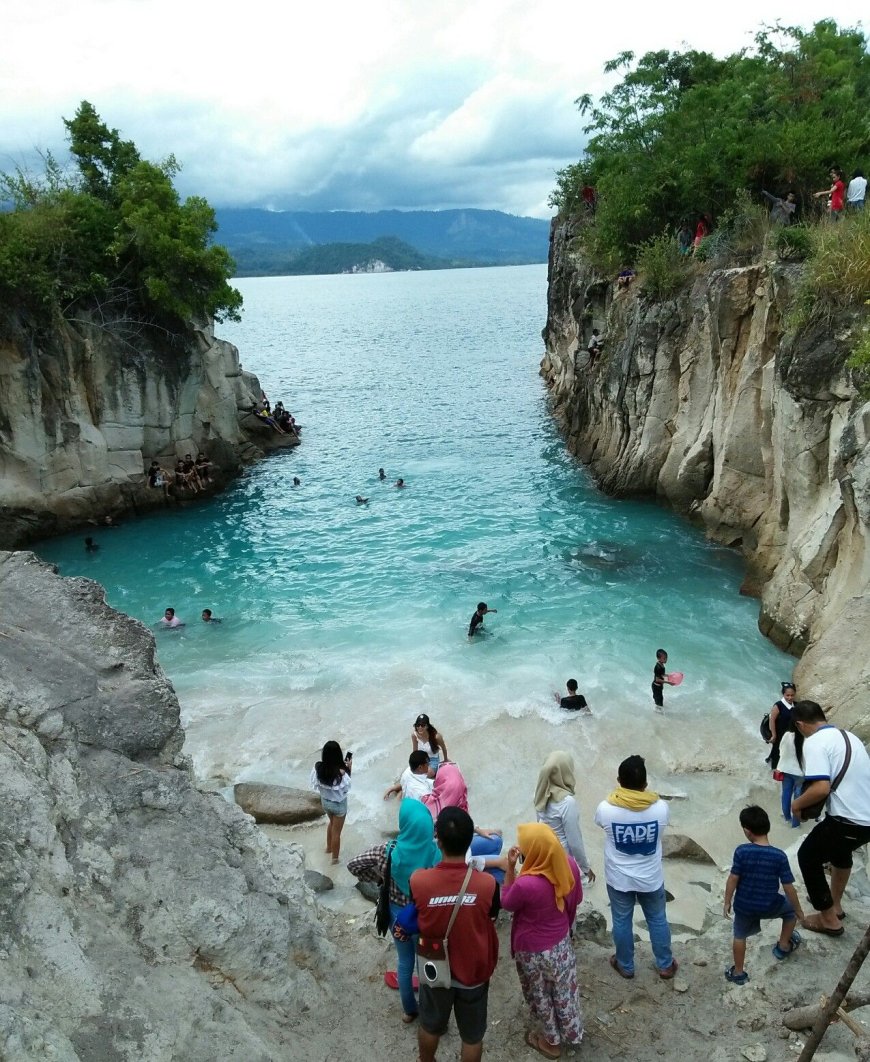 Kotamobagu kota pasar yang ramai, terletak di Sulawesi Utara