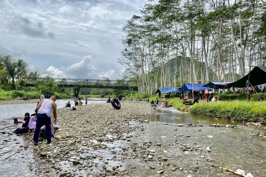 Sungai Balantikan adalah sungai terpencil di wilayah Kaltim