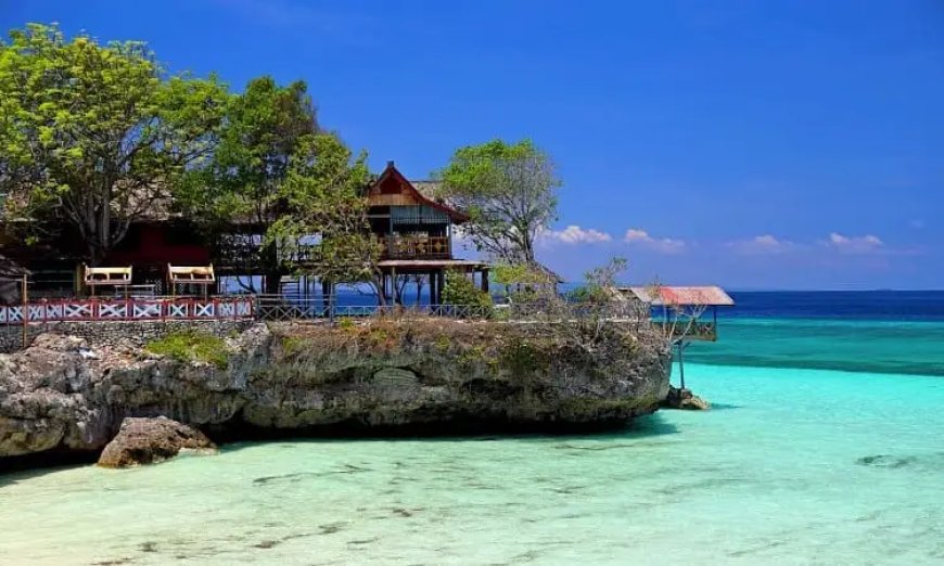 Pantai Bira Terletak sekitar 200 km dari ibu kota Makassar