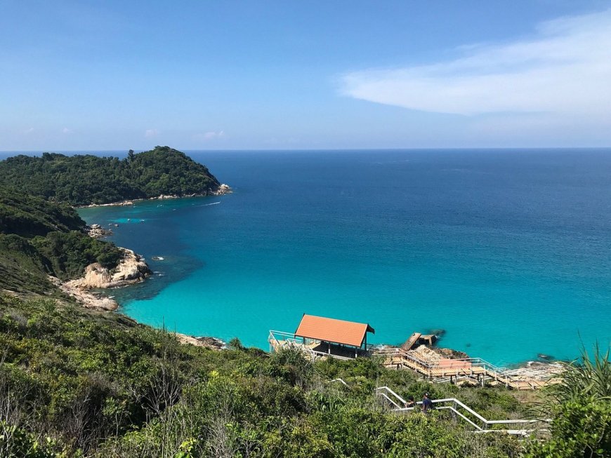 Kepulauan Perhentian terletak di lepas pantai