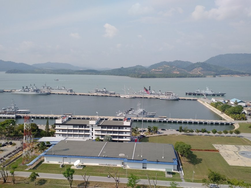 Lumut Kota Nelayan Negara Bagian, Malaysia