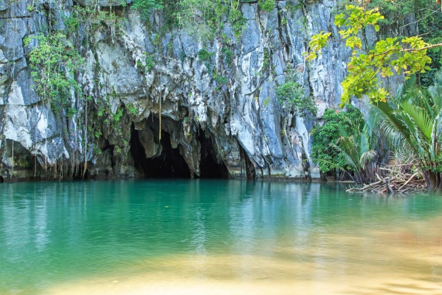 Taman Nasional Sungai Bawah Tanah Puerto Princesa