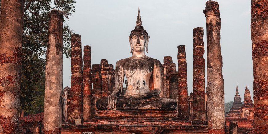 Sukhothai ibu kota Provinsi Sukhothai dan terkenal