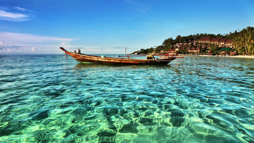 Koh Phangan sebuah pulau di Teluk Thailand