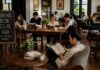 Bukan Sekadar Nongkrong: Fenomena Silent Book Club yang Bikin Orang Kembali Suka Membaca